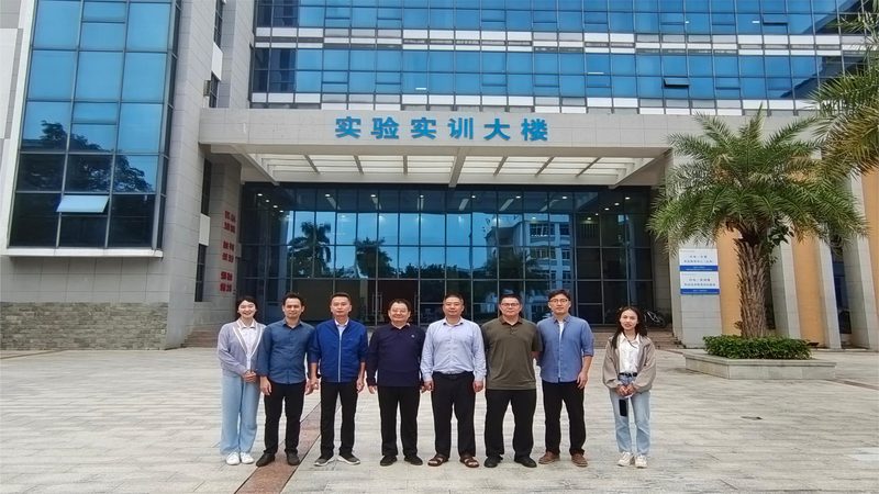 万用表测三极管放大倍数教程